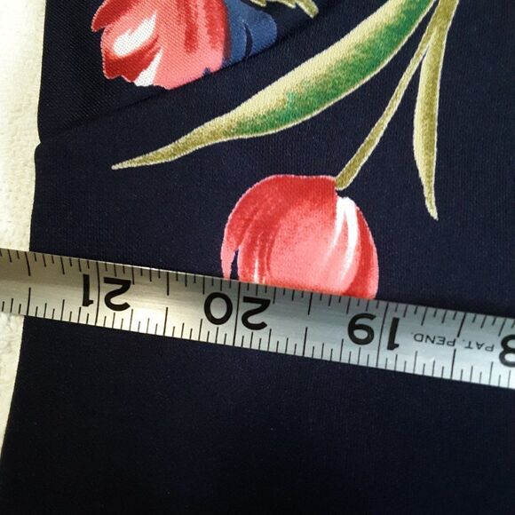 Graver Studio Women's Blouse Size M Flower Motif Blue Top - Picture 7 of 9